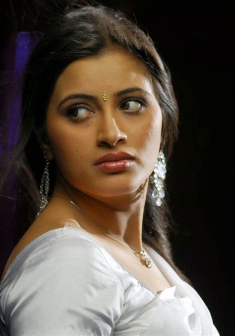 heroines hot photoshoot|Bollywood Actress Photos, Images, Gallery and Movie Stills.